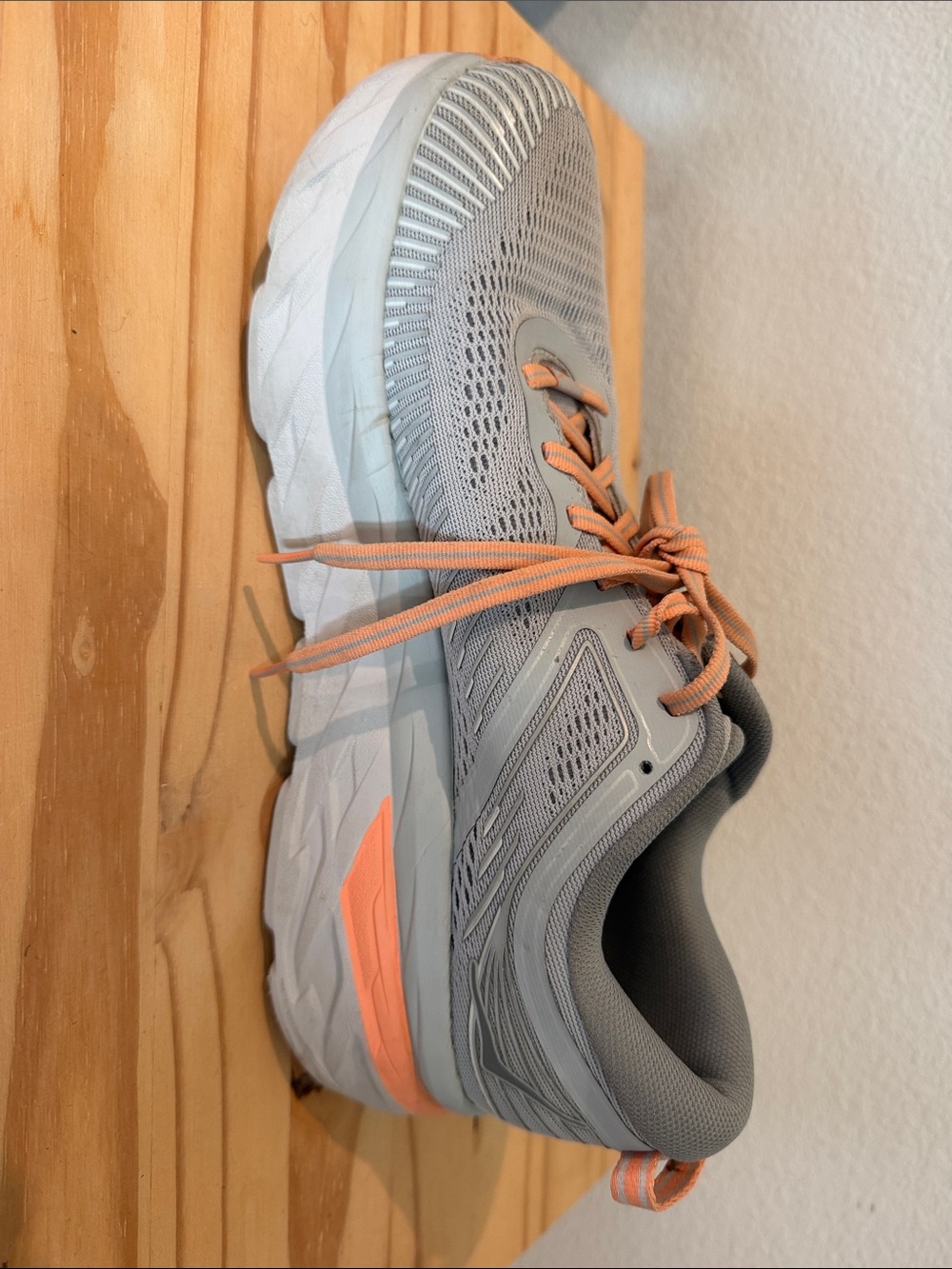 Hoka Bondi 7 Women's Gray and Peach Lace-Up Running Sneakers - Picture 5 of 7